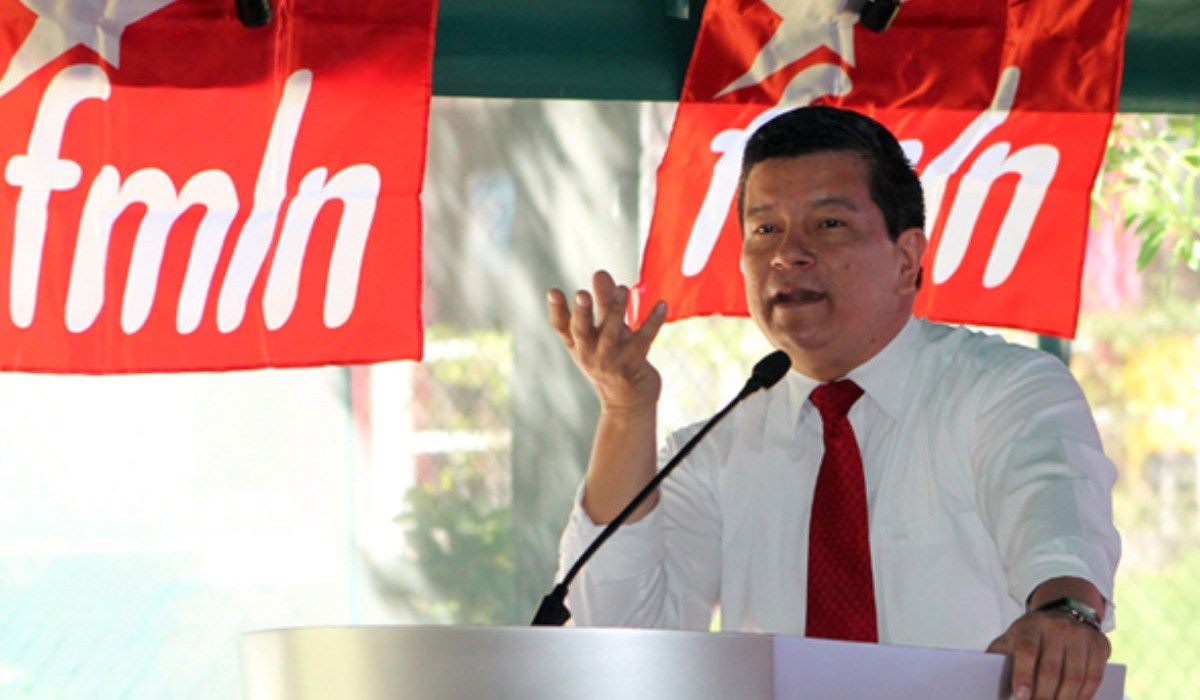 manuel-el-chino-flores-presenta-su-precandidatura-presidencial-por-el-fmln